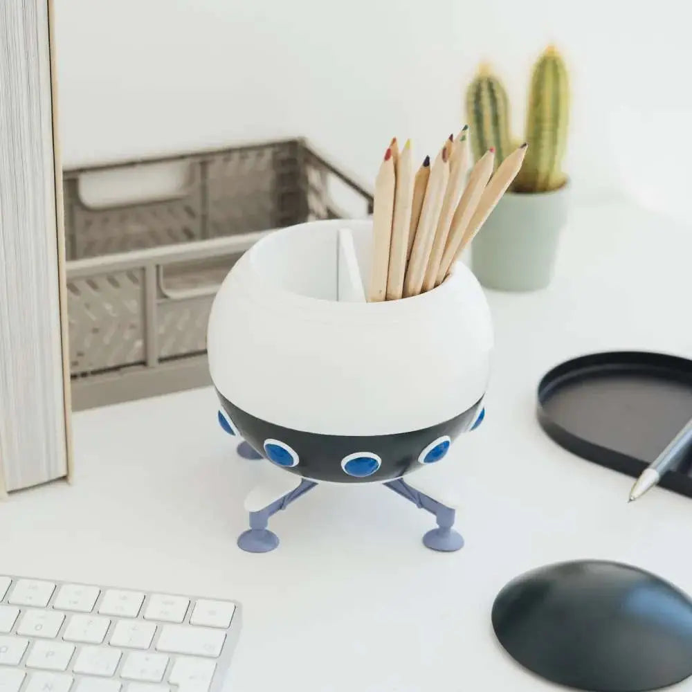 DRAGON BALL Z SPACECRAFT CAPSULE CORP PEN HOLDER - Vue 4