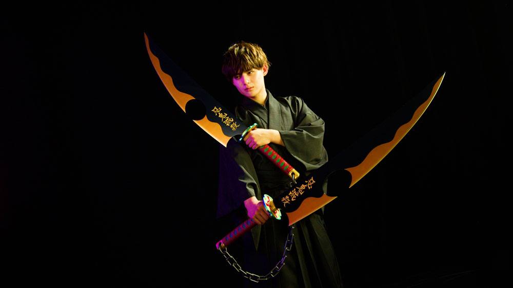 Nichirin Tengen Uzui Sword - Réplique Proreplica 110cm BANDAI