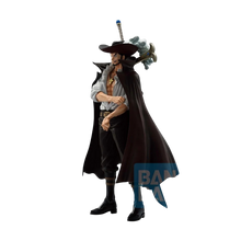 Dracule Mihawk - Figurine Beyond the Trials 25cm BANDAI