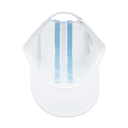 Vue intérieure de la casquette réplique Marine One Piece blanche avec bandes bleues, vendue par NIPPON DOKI STORE.
