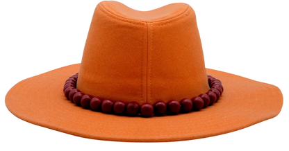 Chapeau orange de Portgas D. Ace avec perles rouges, réplique officielle One Piece vendue par NIPPON DOKI STORE