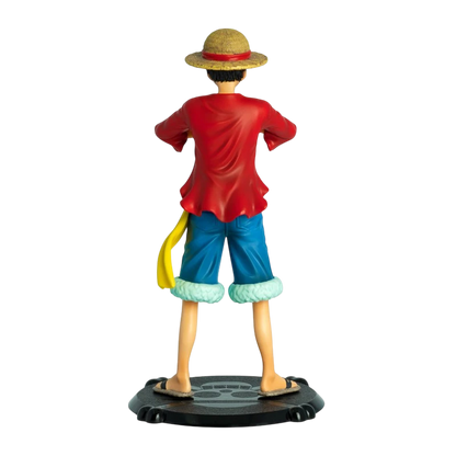 Figurine NIPPON DOKI STORE Monkey D. Luffy de One Piece vue de dos avec son chapeau de paille et sa tenue iconique