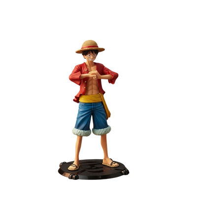 Figurine officielle NIPPON DOKI STORE de Monkey D. Luffy de One Piece en tenue classique sur un bureau à thème