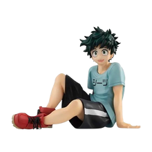 NIPPON DOKI STORE Izuku Midoriya GEM Palm Size statuette featuring Deku in a casual t-shirt and shorts sitting pose