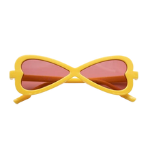 Lunettes répliques de Brook dans One Piece par NIPPON DOKI STORE, monture jaune en forme de cœur avec verres teintés