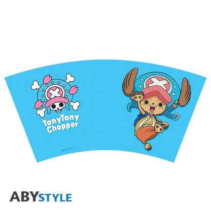 Mug en céramique NIPPON DOKI STORE One Piece illustré avec le personnage Tony Tony Chopper sur fond bleu