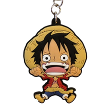Porte-clés NIPPON DOKI STORE en PVC représentant Luffy de One Piece en version SD avec son chapeau de paille