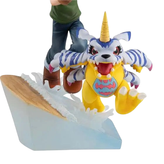 NIPPON DOKI STORE Yamato Ishida and Gabumon GEM 2022 statuette from Digimon Adventure on a wave base