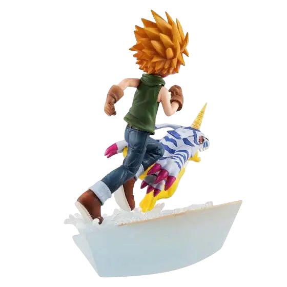 NIPPON DOKI STORE Yamato Ishida and Gabumon GEM 2022 statuette from Digimon Adventure running on a water base